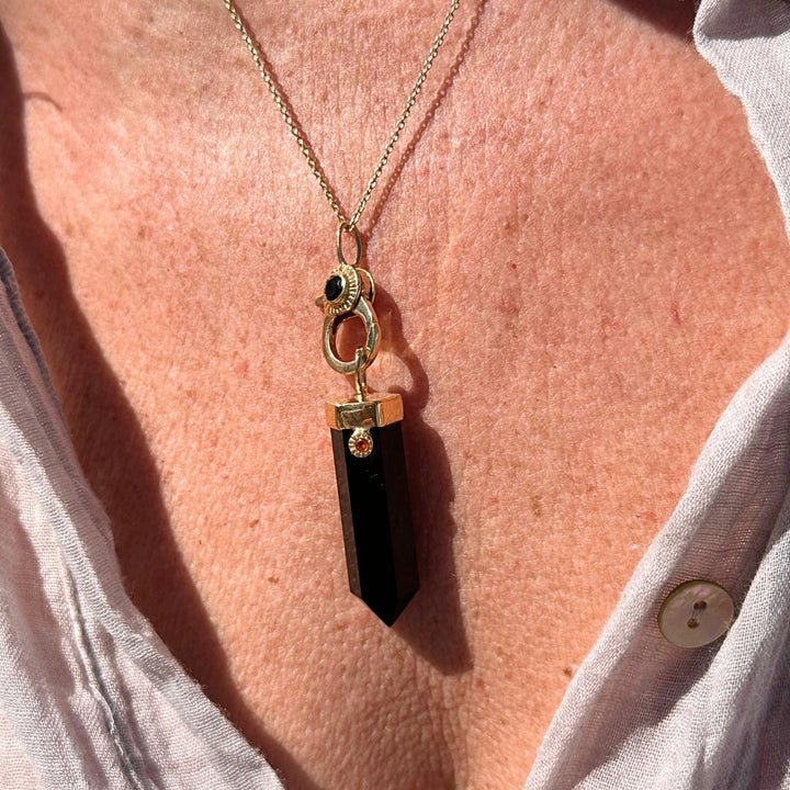 Collier Celestial Pendulum – Onyx noir & Grenat